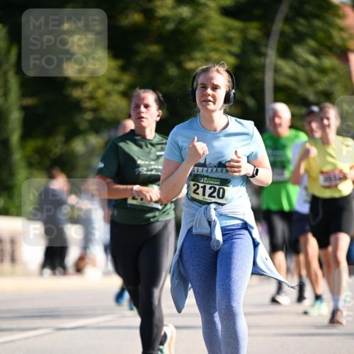 01.09.2024 - BARMER Alsterlauf Dr. Thomas Lammeyer http://msf.ph/oto/6910900 01.09.2024 09:45:09 Laufen 1, 00, 35, 2120 meine-sportfotos.de