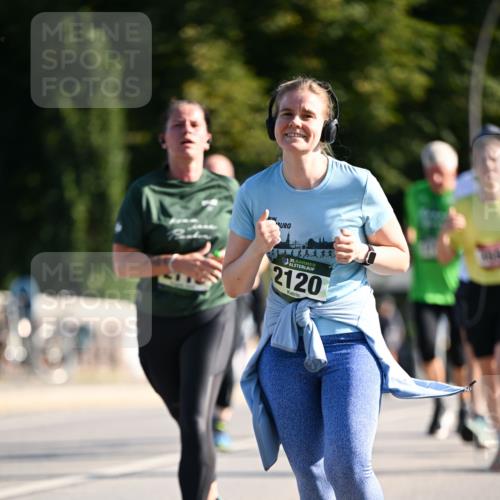 01.09.2024 - BARMER Alsterlauf Dr. Thomas Lammeyer http://msf.ph/oto/6910924 01.09.2024 09:45:10 Laufen 35, 2120 meine-sportfotos.de