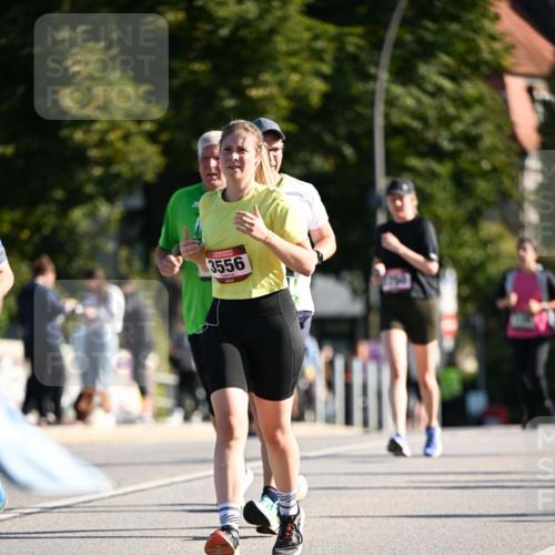 01.09.2024 - BARMER Alsterlauf Dr. Thomas Lammeyer http://msf.ph/oto/6910950 01.09.2024 09:45:11 Laufen 3556 meine-sportfotos.de
