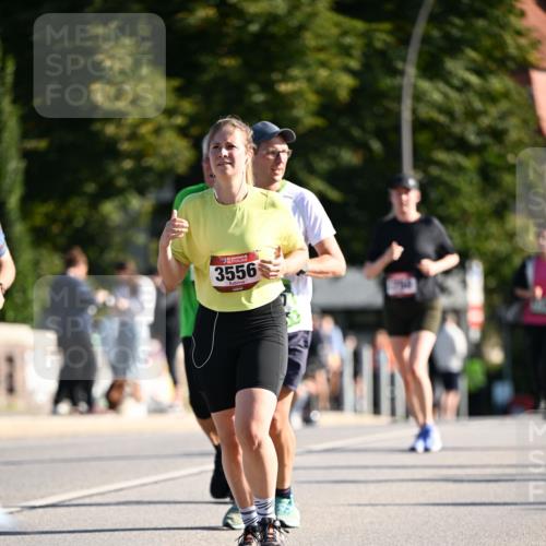 01.09.2024 - BARMER Alsterlauf Dr. Thomas Lammeyer http://msf.ph/oto/6910960 01.09.2024 09:45:11 Laufen 3556 meine-sportfotos.de