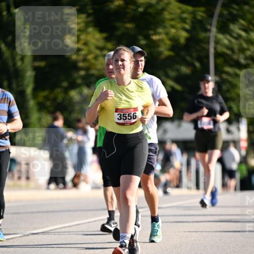 01.09.2024 - BARMER Alsterlauf Dr. Thomas Lammeyer http://msf.ph/oto/6910963 01.09.2024 09:45:11 Laufen 3556 meine-sportfotos.de