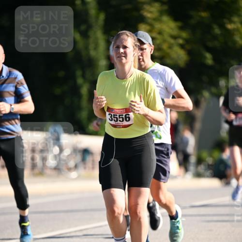 01.09.2024 - BARMER Alsterlauf Dr. Thomas Lammeyer http://msf.ph/oto/6910993 01.09.2024 09:45:12 Laufen 35, 3556 meine-sportfotos.de