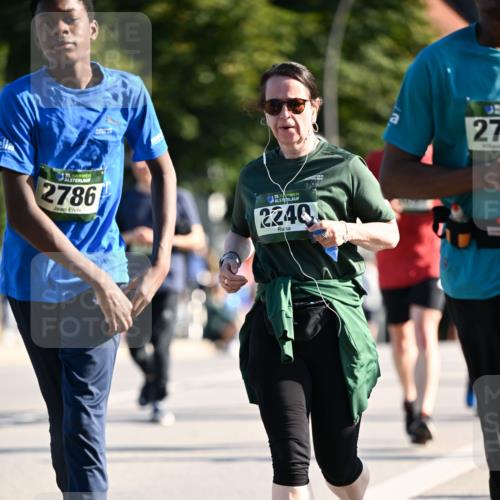 01.09.2024 - BARMER Alsterlauf Dr. Thomas Lammeyer http://msf.ph/oto/6911088 01.09.2024 09:45:17 Laufen 35, 2786, 35, 2240, 27 meine-sportfotos.de