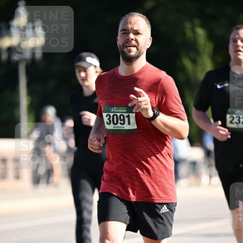 01.09.2024 - BARMER Alsterlauf Dr. Thomas Lammeyer http://msf.ph/oto/6911181 01.09.2024 09:45:21 Laufen 11, 635, 3091, 232 meine-sportfotos.de