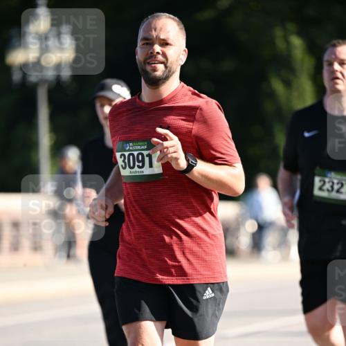 01.09.2024 - BARMER Alsterlauf Dr. Thomas Lammeyer http://msf.ph/oto/6911185 01.09.2024 09:45:21 Laufen 35, 3091, 232 meine-sportfotos.de