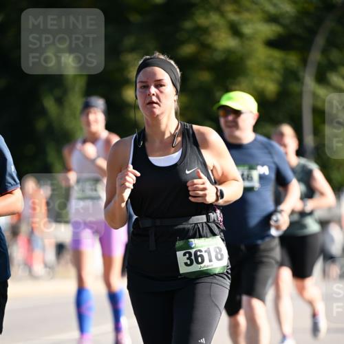 01.09.2024 - BARMER Alsterlauf Dr. Thomas Lammeyer http://msf.ph/oto/6911218 01.09.2024 09:45:23 Laufen 3618 meine-sportfotos.de