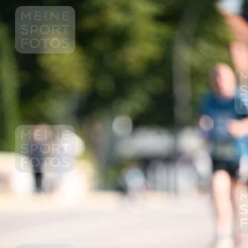 01.09.2024 - BARMER Alsterlauf Dr. Thomas Lammeyer http://msf.ph/oto/6911280 01.09.2024 09:45:27 Laufen  meine-sportfotos.de