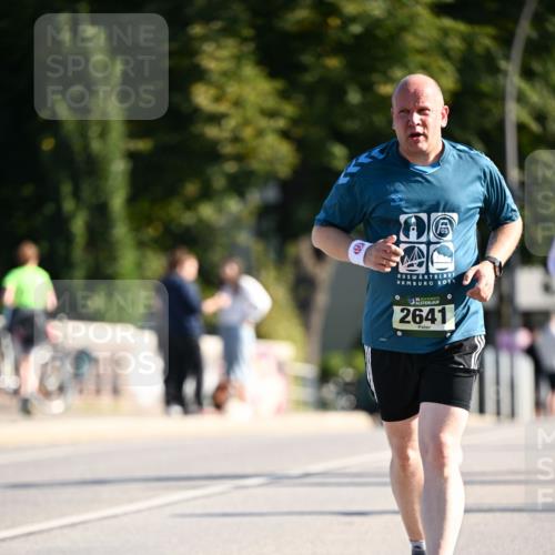 01.09.2024 - BARMER Alsterlauf Dr. Thomas Lammeyer http://msf.ph/oto/6911287 01.09.2024 09:45:29 Laufen 2024, 0, 135, 2641, 0 meine-sportfotos.de