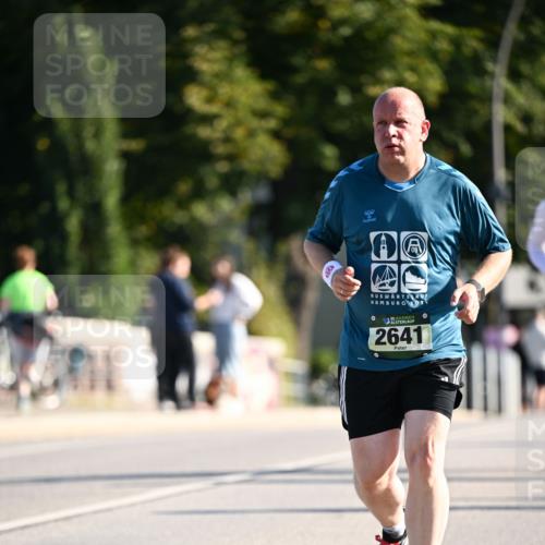 01.09.2024 - BARMER Alsterlauf Dr. Thomas Lammeyer http://msf.ph/oto/6911293 01.09.2024 09:45:30 Laufen 2024, 135, 2641, 0 meine-sportfotos.de