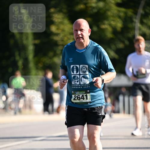 01.09.2024 - BARMER Alsterlauf Dr. Thomas Lammeyer http://msf.ph/oto/6911332 01.09.2024 09:45:30 Laufen 09, 2024, 0, 135, 2641 meine-sportfotos.de
