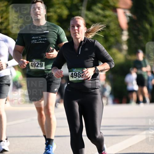 01.09.2024 - BARMER Alsterlauf Dr. Thomas Lammeyer http://msf.ph/oto/6911384 01.09.2024 09:45:33 Laufen 4929, 35, 4982 meine-sportfotos.de