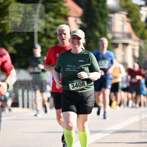 01.09.2024 - BARMER Alsterlauf Dr. Thomas Lammeyer http://msf.ph/oto/6911480 01.09.2024 09:45:37 Laufen 3408 meine-sportfotos.de