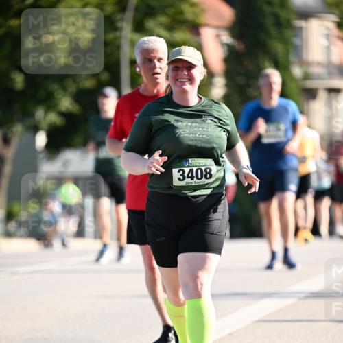01.09.2024 - BARMER Alsterlauf Dr. Thomas Lammeyer http://msf.ph/oto/6911502 01.09.2024 09:45:38 Laufen 3408 meine-sportfotos.de