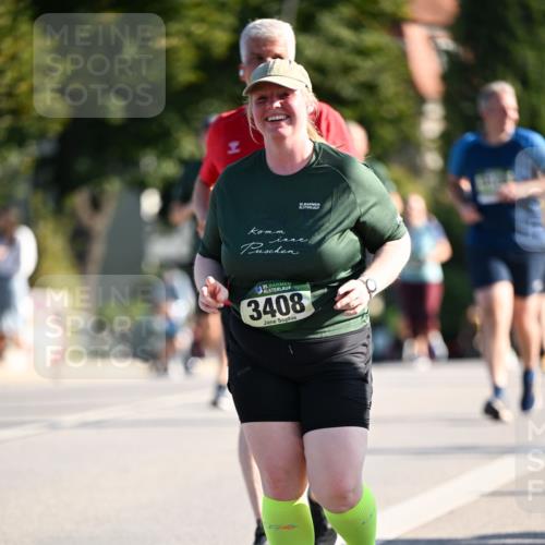 01.09.2024 - BARMER Alsterlauf Dr. Thomas Lammeyer http://msf.ph/oto/6911527 01.09.2024 09:45:38 Laufen 35, 3408 meine-sportfotos.de