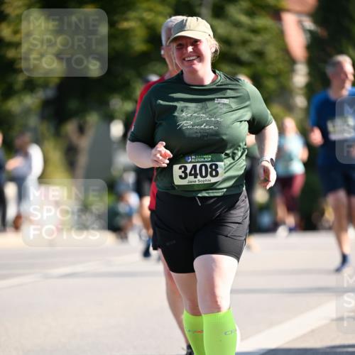 01.09.2024 - BARMER Alsterlauf Dr. Thomas Lammeyer http://msf.ph/oto/6911532 01.09.2024 09:45:38 Laufen 35, 3408 meine-sportfotos.de