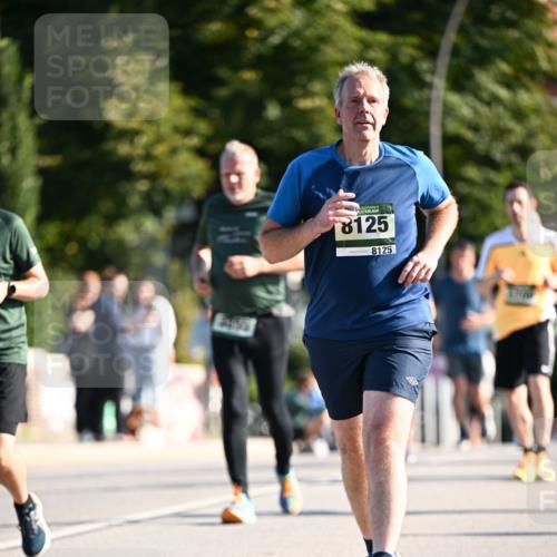 01.09.2024 - BARMER Alsterlauf Dr. Thomas Lammeyer http://msf.ph/oto/6911602 01.09.2024 09:45:42 Laufen 8125, 8125 meine-sportfotos.de