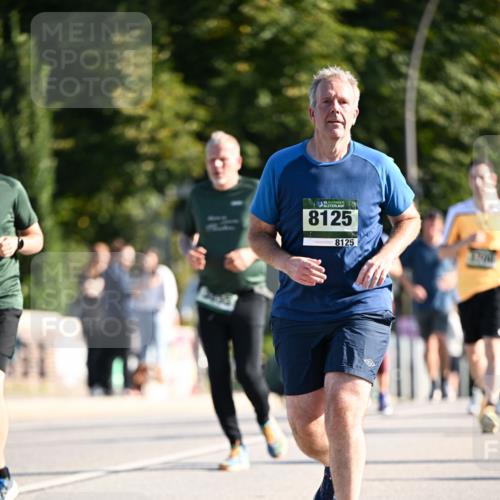01.09.2024 - BARMER Alsterlauf Dr. Thomas Lammeyer http://msf.ph/oto/6911603 01.09.2024 09:45:42 Laufen 1, 8125, 8125, 37001 meine-sportfotos.de