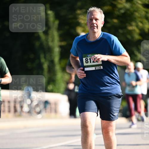 01.09.2024 - BARMER Alsterlauf Dr. Thomas Lammeyer http://msf.ph/oto/6911648 01.09.2024 09:45:43 Laufen 8124, 8125 meine-sportfotos.de