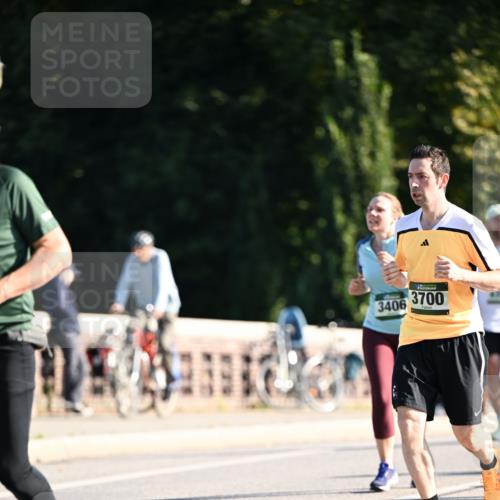 01.09.2024 - BARMER Alsterlauf Dr. Thomas Lammeyer http://msf.ph/oto/6911742 01.09.2024 09:45:45 Laufen 3406, 3700 meine-sportfotos.de