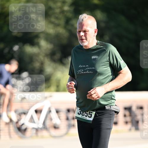 01.09.2024 - BARMER Alsterlauf Dr. Thomas Lammeyer http://msf.ph/oto/6911788 01.09.2024 09:45:47 Laufen 5, 3655 meine-sportfotos.de
