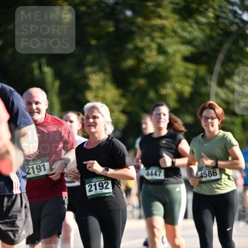 01.09.2024 - BARMER Alsterlauf Dr. Thomas Lammeyer http://msf.ph/oto/6911819 01.09.2024 09:45:49 Laufen 2191, 2192, 4447, 4586 meine-sportfotos.de