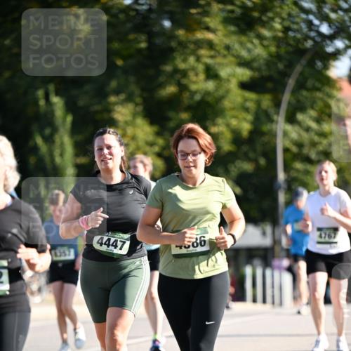 01.09.2024 - BARMER Alsterlauf Dr. Thomas Lammeyer http://msf.ph/oto/6911855 01.09.2024 09:45:50 Laufen 1357, 4447, 7586 meine-sportfotos.de