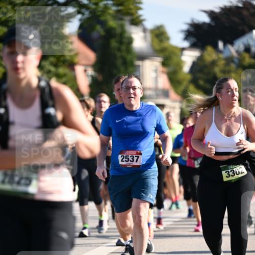01.09.2024 - BARMER Alsterlauf Dr. Thomas Lammeyer http://msf.ph/oto/6912463 01.09.2024 09:46:15 Laufen 282, 2537, 3302 meine-sportfotos.de