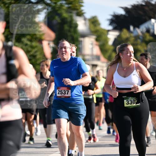 01.09.2024 - BARMER Alsterlauf Dr. Thomas Lammeyer http://msf.ph/oto/6912476 01.09.2024 09:46:15 Laufen 5910, 2537, 330 meine-sportfotos.de