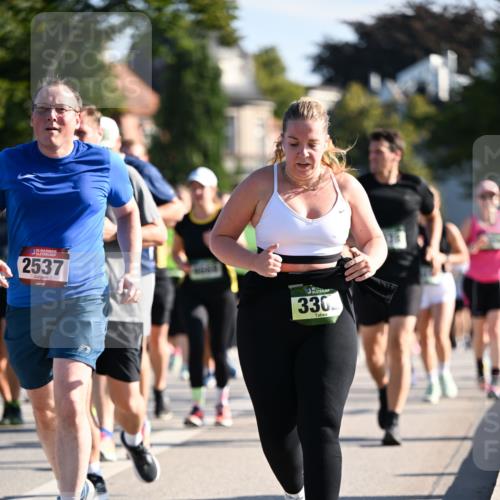 01.09.2024 - BARMER Alsterlauf Dr. Thomas Lammeyer http://msf.ph/oto/6912513 01.09.2024 09:46:16 Laufen 35, 2537, 330 meine-sportfotos.de