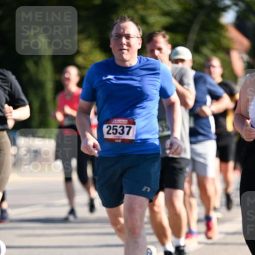 01.09.2024 - BARMER Alsterlauf Dr. Thomas Lammeyer http://msf.ph/oto/6912547 01.09.2024 09:46:17 Laufen 2537 meine-sportfotos.de