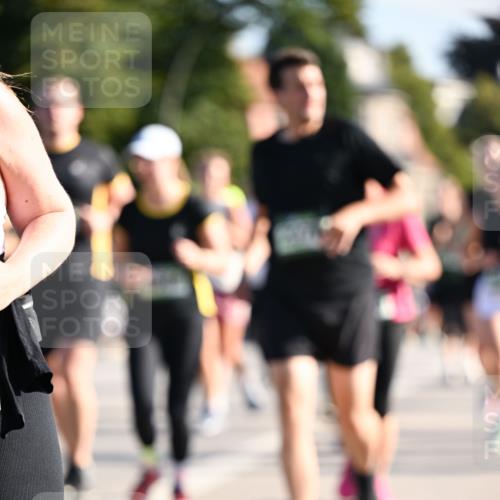 01.09.2024 - BARMER Alsterlauf Dr. Thomas Lammeyer http://msf.ph/oto/6912614 01.09.2024 09:46:19 Laufen  meine-sportfotos.de