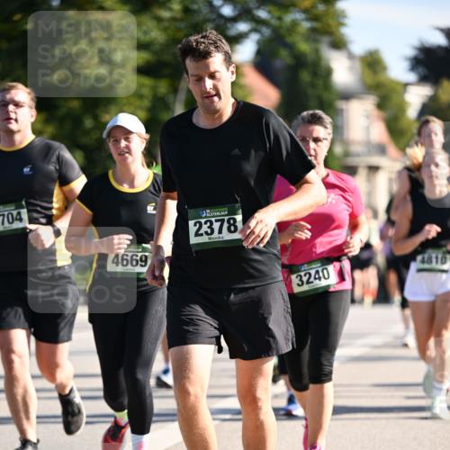 01.09.2024 - BARMER Alsterlauf Dr. Thomas Lammeyer http://msf.ph/oto/6912619 01.09.2024 09:46:19 Laufen 704, 4669, 35, 2378, 3240, 4810 meine-sportfotos.de