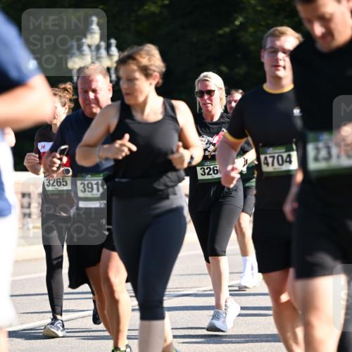 01.09.2024 - BARMER Alsterlauf Dr. Thomas Lammeyer http://msf.ph/oto/6912648 01.09.2024 09:46:20 Laufen 8, 3265, 391, 326, 4704, 2370 meine-sportfotos.de