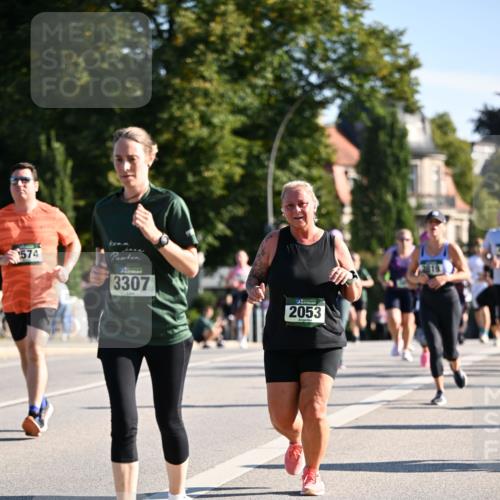 01.09.2024 - BARMER Alsterlauf Dr. Thomas Lammeyer http://msf.ph/oto/6912743 01.09.2024 09:46:25 Laufen 574, 3307, 2053 meine-sportfotos.de