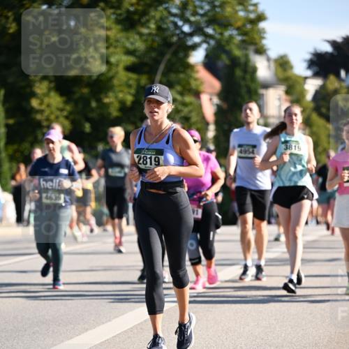 01.09.2024 - BARMER Alsterlauf Dr. Thomas Lammeyer http://msf.ph/oto/6912829 01.09.2024 09:46:29 Laufen 4639, 2819, 91, 3819 meine-sportfotos.de