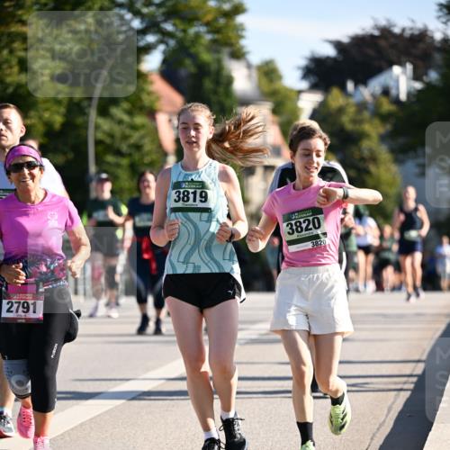 01.09.2024 - BARMER Alsterlauf Dr. Thomas Lammeyer http://msf.ph/oto/6912875 01.09.2024 09:46:31 Laufen 2791, 3819, 3820, 3820 meine-sportfotos.de