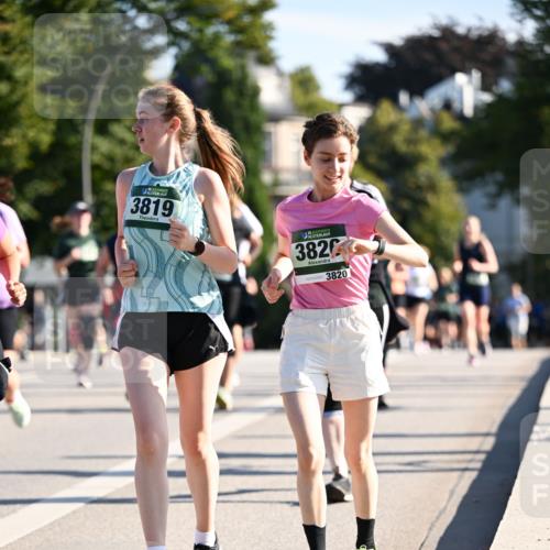 01.09.2024 - BARMER Alsterlauf Dr. Thomas Lammeyer http://msf.ph/oto/6912881 01.09.2024 09:46:31 Laufen 3819, 382, 3820 meine-sportfotos.de