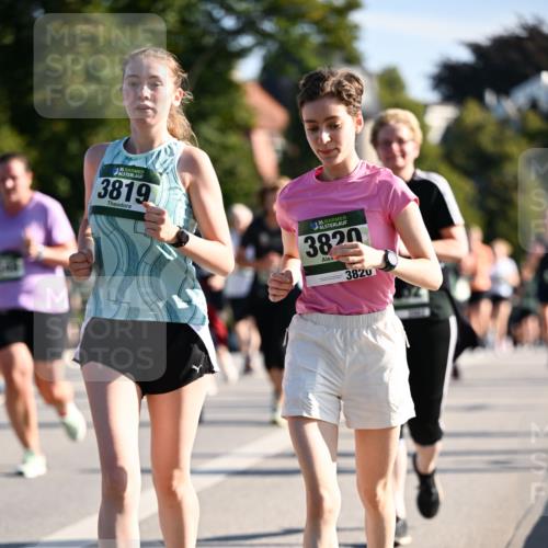 01.09.2024 - BARMER Alsterlauf Dr. Thomas Lammeyer http://msf.ph/oto/6912901 01.09.2024 09:46:32 Laufen 35, 3819, 35, 3820, 3820 meine-sportfotos.de