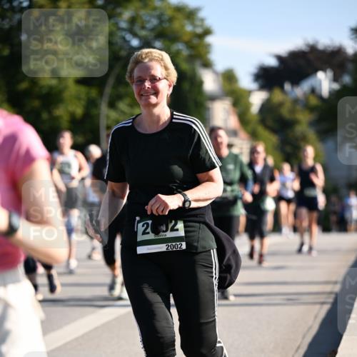 01.09.2024 - BARMER Alsterlauf Dr. Thomas Lammeyer http://msf.ph/oto/6912928 01.09.2024 09:46:34 Laufen 2002, 2002 meine-sportfotos.de