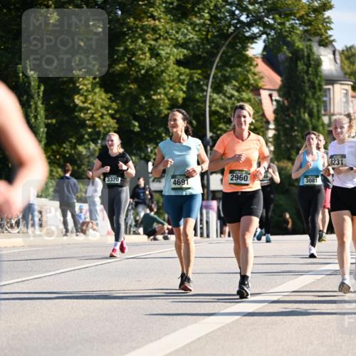 01.09.2024 - BARMER Alsterlauf Dr. Thomas Lammeyer http://msf.ph/oto/6913100 01.09.2024 09:46:42 Laufen 2960, 3320, 4691, 3081, 8231 meine-sportfotos.de
