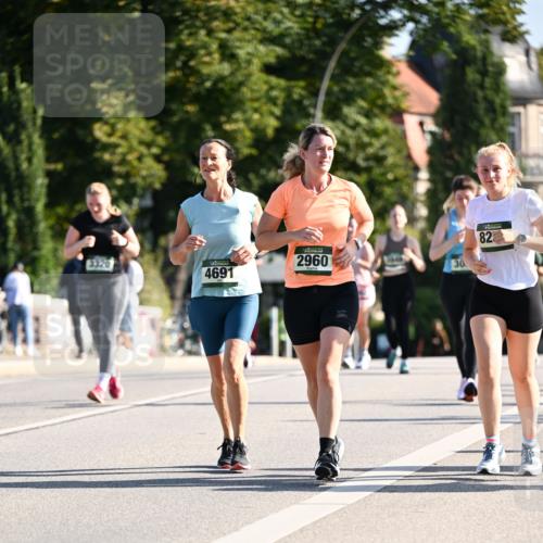 01.09.2024 - BARMER Alsterlauf Dr. Thomas Lammeyer http://msf.ph/oto/6913123 01.09.2024 09:46:42 Laufen 3320, 4691, 2960, 30, 82 meine-sportfotos.de