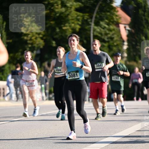 01.09.2024 - BARMER Alsterlauf Dr. Thomas Lammeyer http://msf.ph/oto/6913223 01.09.2024 09:46:46 Laufen 2362, 394, 3081, 3947 meine-sportfotos.de