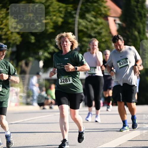 01.09.2024 - BARMER Alsterlauf Dr. Thomas Lammeyer http://msf.ph/oto/6913307 01.09.2024 09:46:49 Laufen 3281, 8355 meine-sportfotos.de