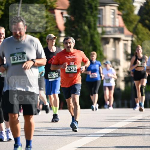 01.09.2024 - BARMER Alsterlauf Dr. Thomas Lammeyer http://msf.ph/oto/6913347 01.09.2024 09:46:51 Laufen 8355, 3532, 1532, 4348 meine-sportfotos.de