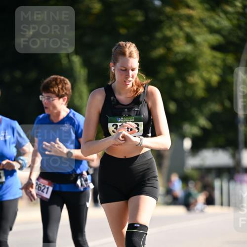 01.09.2024 - BARMER Alsterlauf Dr. Thomas Lammeyer http://msf.ph/oto/6913672 01.09.2024 09:47:02 Laufen 2621, 35 meine-sportfotos.de