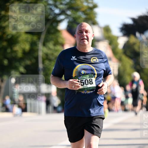 01.09.2024 - BARMER Alsterlauf Dr. Thomas Lammeyer http://msf.ph/oto/6913739 01.09.2024 09:47:05 Laufen 35, 508 meine-sportfotos.de