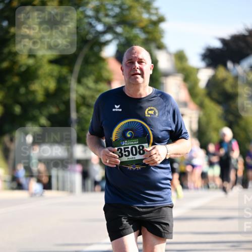 01.09.2024 - BARMER Alsterlauf Dr. Thomas Lammeyer http://msf.ph/oto/6913746 01.09.2024 09:47:05 Laufen 2019, 35, 3508 meine-sportfotos.de
