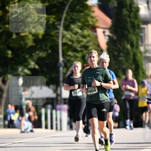 01.09.2024 - BARMER Alsterlauf Dr. Thomas Lammeyer http://msf.ph/oto/6913818 01.09.2024 09:47:08 Laufen 3932468 meine-sportfotos.de