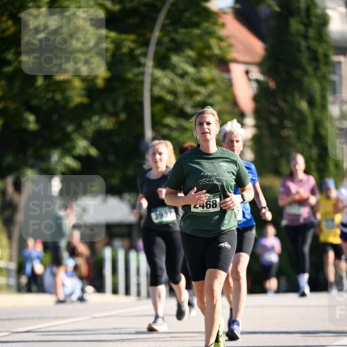 01.09.2024 - BARMER Alsterlauf Dr. Thomas Lammeyer http://msf.ph/oto/6913838 01.09.2024 09:47:09 Laufen 3937, 468 meine-sportfotos.de