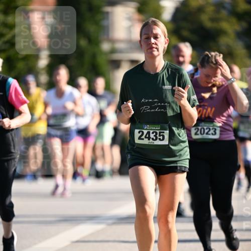 01.09.2024 - BARMER Alsterlauf Dr. Thomas Lammeyer http://msf.ph/oto/6913970 01.09.2024 09:47:13 Laufen 35, 2435, 2023 meine-sportfotos.de